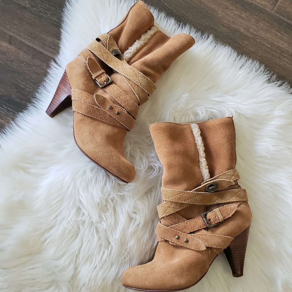 B2G1 Nine West Cruzal1 Suede Fleece Heeled Boots